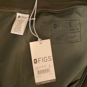 Figs scrubs Livingston XL regular